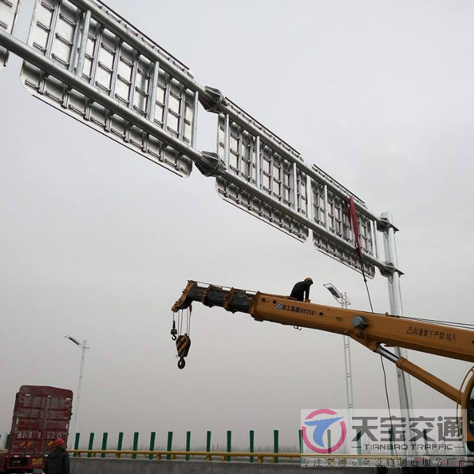 柳州高速公路标志杆厂家 指引着人们安全行驶